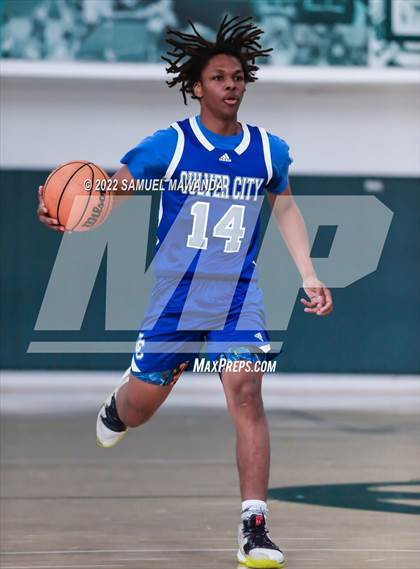 Thumbnail 3 in Venice vs Culver City (Westside Tip Off Classic) photogallery.