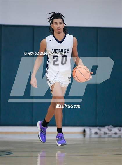 Thumbnail 3 in Venice vs Culver City (Westside Tip Off Classic) photogallery.