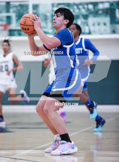 Thumbnail 2 in Venice vs Culver City (Westside Tip Off Classic) photogallery.
