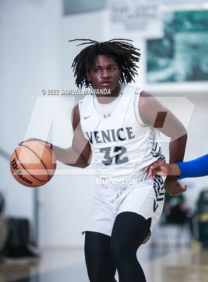 Thumbnail 1 in Venice vs Culver City (Westside Tip Off Classic) photogallery.