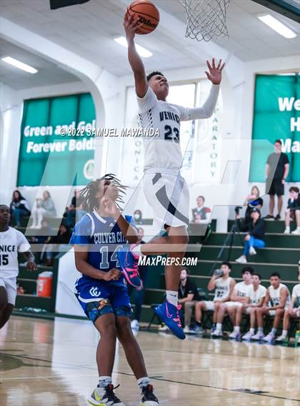 Thumbnail 2 in Venice vs Culver City (Westside Tip Off Classic) photogallery.
