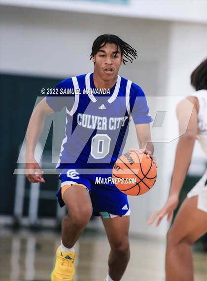 Thumbnail 2 in Venice vs Culver City (Westside Tip Off Classic) photogallery.