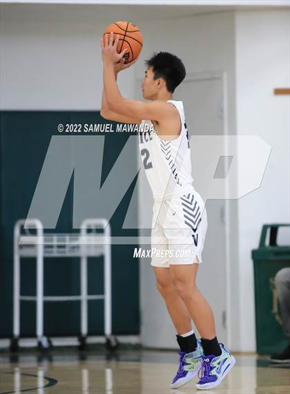 Thumbnail 2 in Venice vs Culver City (Westside Tip Off Classic) photogallery.