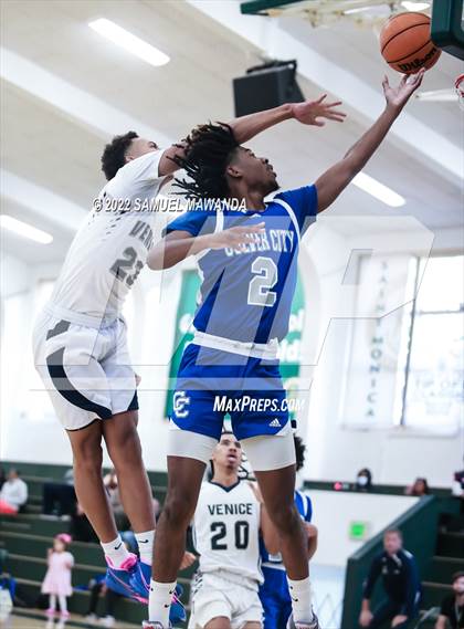 Thumbnail 3 in Venice vs Culver City (Westside Tip Off Classic) photogallery.
