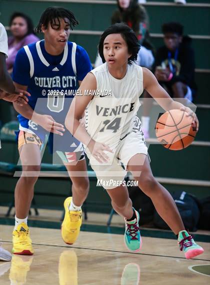 Thumbnail 2 in Venice vs Culver City (Westside Tip Off Classic) photogallery.