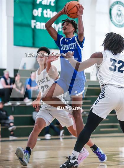 Thumbnail 3 in Venice vs Culver City (Westside Tip Off Classic) photogallery.