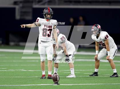 Thumbnail 1 in Ryan vs. Colleyville Heritage (UIL 5A Division 1 Region 1 Quarterfinals) photogallery.