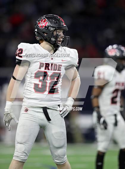 Thumbnail 1 in Ryan vs. Colleyville Heritage (UIL 5A Division 1 Region 1 Quarterfinals) photogallery.