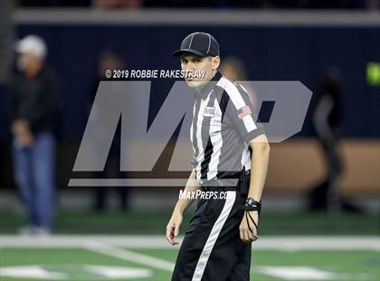 Thumbnail 3 in Ryan vs. Colleyville Heritage (UIL 5A Division 1 Region 1 Quarterfinals) photogallery.