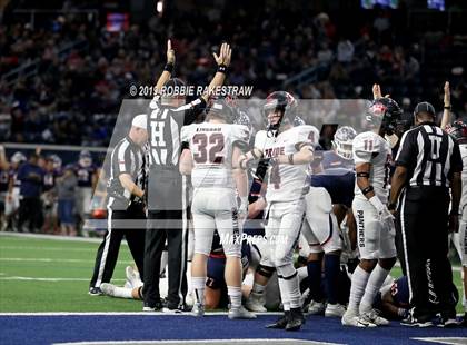 Thumbnail 1 in Ryan vs. Colleyville Heritage (UIL 5A Division 1 Region 1 Quarterfinals) photogallery.