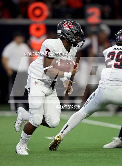 Thumbnail 1 in Ryan vs. Colleyville Heritage (UIL 5A Division 1 Region 1 Quarterfinals) photogallery.