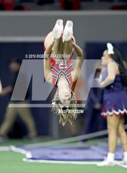 Thumbnail 3 in Ryan vs. Colleyville Heritage (UIL 5A Division 1 Region 1 Quarterfinals) photogallery.