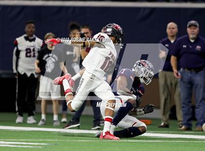 Thumbnail 1 in Ryan vs. Colleyville Heritage (UIL 5A Division 1 Region 1 Quarterfinals) photogallery.