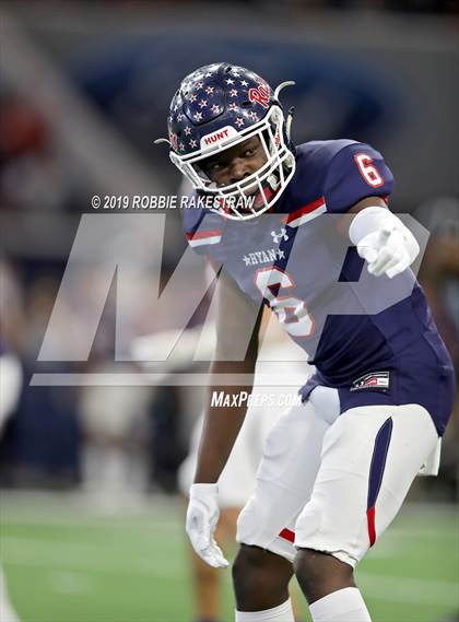 Thumbnail 2 in Ryan vs. Colleyville Heritage (UIL 5A Division 1 Region 1 Quarterfinals) photogallery.