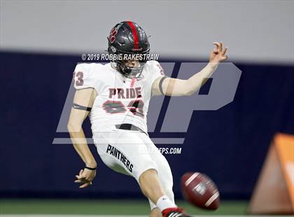 Thumbnail 1 in Ryan vs. Colleyville Heritage (UIL 5A Division 1 Region 1 Quarterfinals) photogallery.
