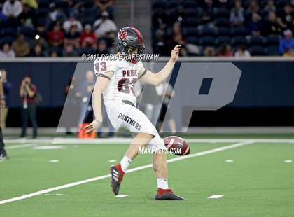 Thumbnail 2 in Ryan vs. Colleyville Heritage (UIL 5A Division 1 Region 1 Quarterfinals) photogallery.