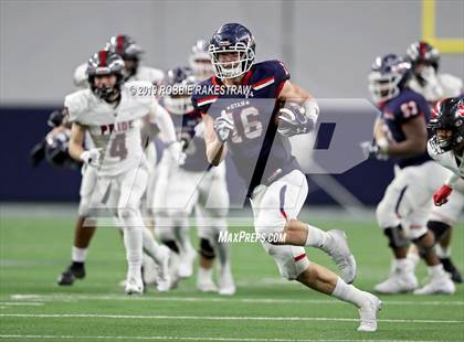 Thumbnail 1 in Ryan vs. Colleyville Heritage (UIL 5A Division 1 Region 1 Quarterfinals) photogallery.
