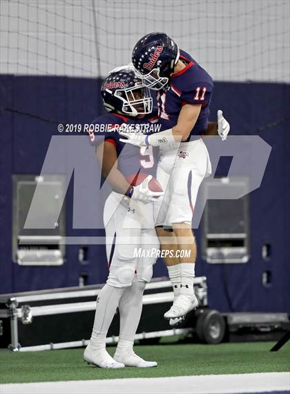 Thumbnail 3 in Ryan vs. Colleyville Heritage (UIL 5A Division 1 Region 1 Quarterfinals) photogallery.