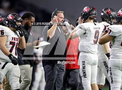 Thumbnail 1 in Ryan vs. Colleyville Heritage (UIL 5A Division 1 Region 1 Quarterfinals) photogallery.