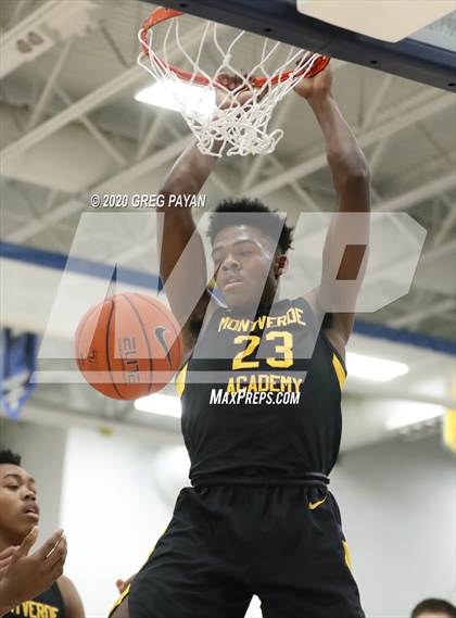 Thumbnail 2 in Montverde Academy vs. Gill St. Bernard's (Metro Classic) photogallery.