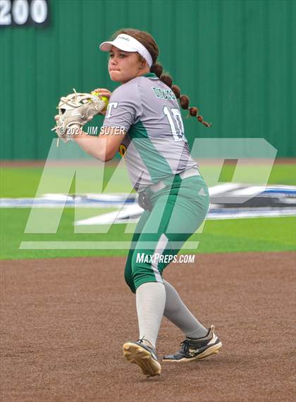 Thumbnail 3 in Rusk vs Taylor (UIL 4A Area Playoff) photogallery.