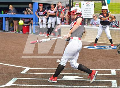 Thumbnail 3 in Rusk vs Taylor (UIL 4A Area Playoff) photogallery.
