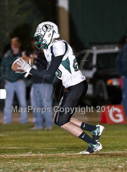 Thumbnail 1 in Tehachapi @ Garces (CIF CS D2 Semifinal) photogallery.