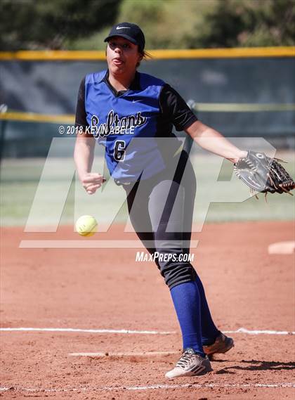 Thumbnail 3 in Bagdad vs Greyhills Academy photogallery.