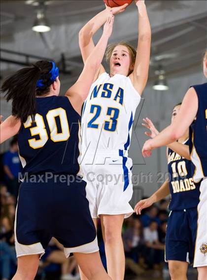 Thumbnail 3 in Nansemond-Suffolk Academy vs. Hampton Roads Academy photogallery.