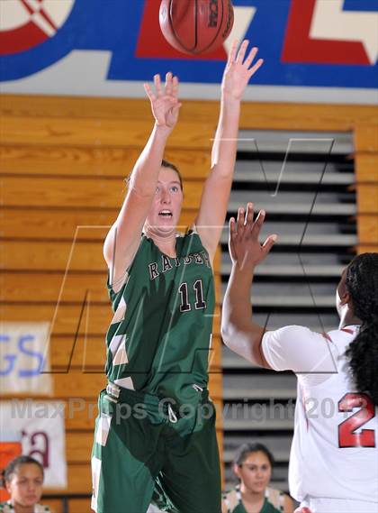 Thumbnail 1 in Rio Americano vs. Cordova (Lady Bulldogs Winter Classic) photogallery.