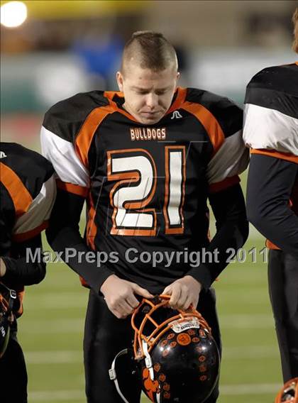 Thumbnail 3 in Folsom vs Vacaville (CIF SJS D2 Final) photogallery.