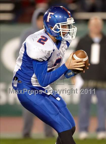 Thumbnail 2 in Folsom vs Vacaville (CIF SJS D2 Final) photogallery.