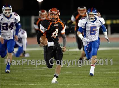 Thumbnail 1 in Folsom vs Vacaville (CIF SJS D2 Final) photogallery.