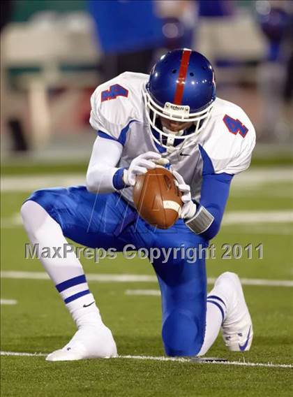 Thumbnail 3 in Folsom vs Vacaville (CIF SJS D2 Final) photogallery.