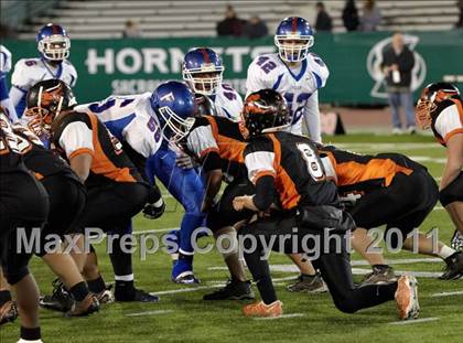 Thumbnail 1 in Folsom vs Vacaville (CIF SJS D2 Final) photogallery.