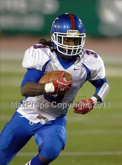 Thumbnail 3 in Folsom vs Vacaville (CIF SJS D2 Final) photogallery.
