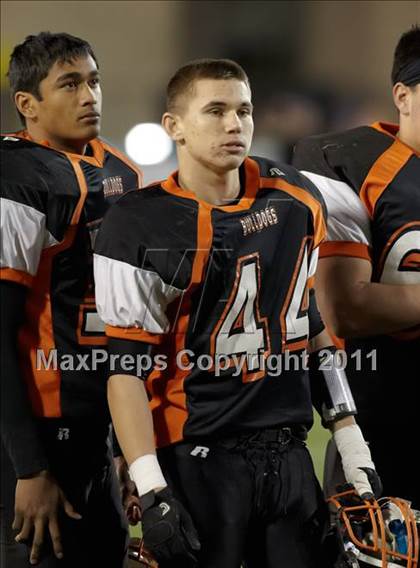 Thumbnail 2 in Folsom vs Vacaville (CIF SJS D2 Final) photogallery.