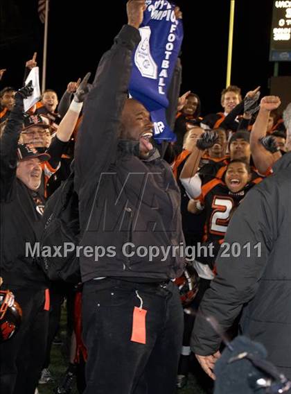 Thumbnail 1 in Folsom vs Vacaville (CIF SJS D2 Final) photogallery.