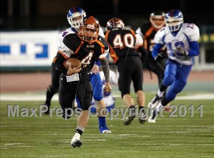 Thumbnail 2 in Folsom vs Vacaville (CIF SJS D2 Final) photogallery.