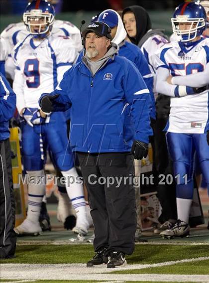 Thumbnail 2 in Folsom vs Vacaville (CIF SJS D2 Final) photogallery.