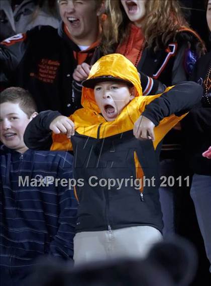 Thumbnail 1 in Folsom vs Vacaville (CIF SJS D2 Final) photogallery.