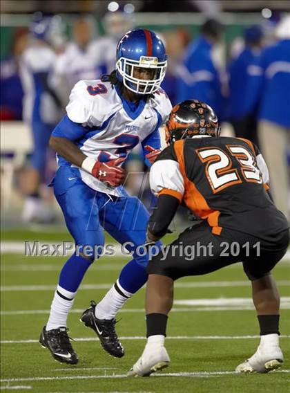 Thumbnail 1 in Folsom vs Vacaville (CIF SJS D2 Final) photogallery.
