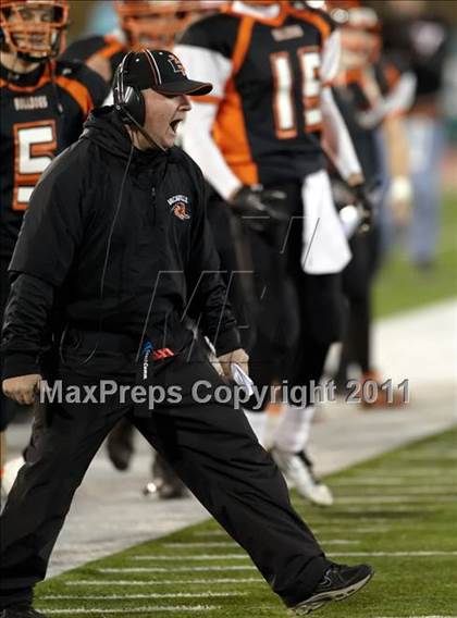 Thumbnail 1 in Folsom vs Vacaville (CIF SJS D2 Final) photogallery.