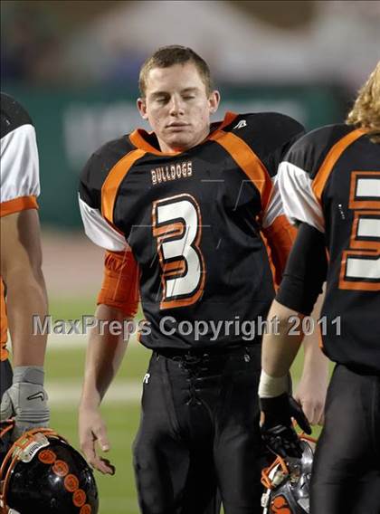 Thumbnail 1 in Folsom vs Vacaville (CIF SJS D2 Final) photogallery.