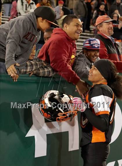 Thumbnail 3 in Folsom vs Vacaville (CIF SJS D2 Final) photogallery.