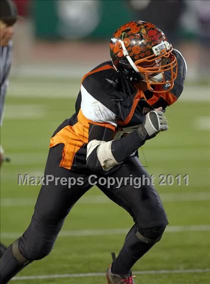 Thumbnail 2 in Folsom vs Vacaville (CIF SJS D2 Final) photogallery.
