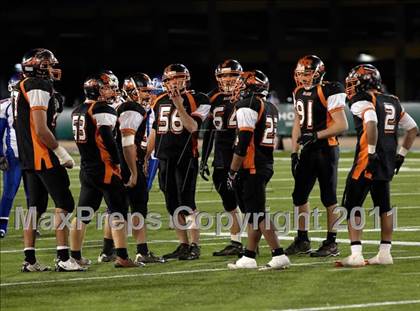 Thumbnail 1 in Folsom vs Vacaville (CIF SJS D2 Final) photogallery.