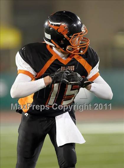 Thumbnail 2 in Folsom vs Vacaville (CIF SJS D2 Final) photogallery.