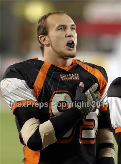 Thumbnail 2 in Folsom vs Vacaville (CIF SJS D2 Final) photogallery.