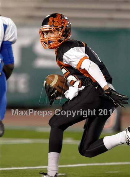 Thumbnail 1 in Folsom vs Vacaville (CIF SJS D2 Final) photogallery.